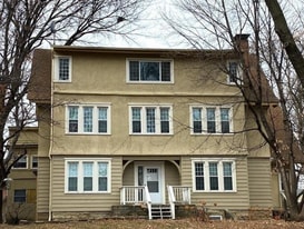 2414 Pleasant Ave, Unit 1