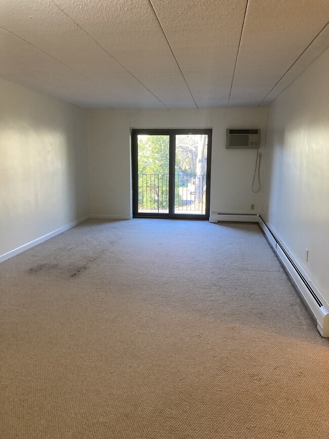 16 Winter St, Unit 23A in Waltham, MA - Building Photo - Building Photo