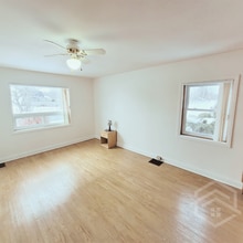 2-Bedroom Country Home near Burgessville and Norwich!! in Norwich, ON - Building Photo - Building Photo