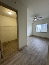 8278 NW 48th Ter, Unit A2 in Doral, FL - Foto de edificio - Building Photo