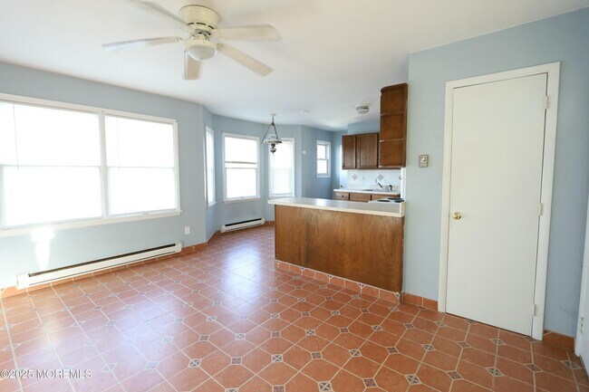 224 Church St-Unit -Apt. 2 in Lakehurst, NJ - Building Photo - Building Photo