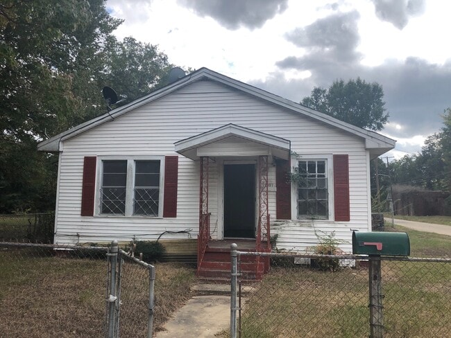 property at 2957 Regent St