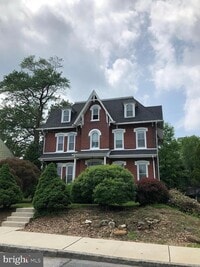 106 Stuart Ave photo'