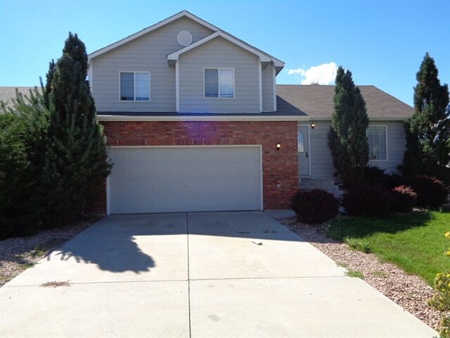 1601 51st Ave in Greeley, CO - Building Photo