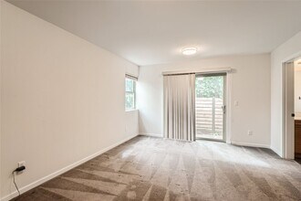 4113 Delridge Wy SW in Seattle, WA - Building Photo - Building Photo