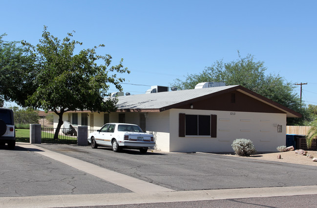 1313-1317 1321 E. Carol Ave in Phoenix, AZ - Building Photo - Building Photo