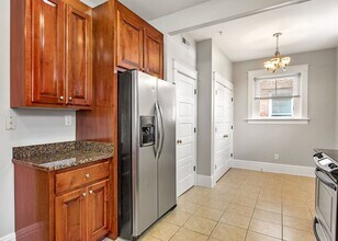 2806 Monument Ave-Unit -2806 Monument Ave CONDO 2 in Richmond, VA - Foto de edificio - Building Photo