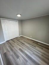 3301 Ogeechee Rd in Savannah, GA - Building Photo - Building Photo