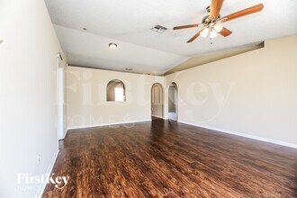 7395 Edenfield Park Rd in Jacksonville, FL - Building Photo - Building Photo