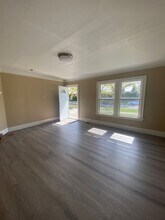 205 S 10th Ave in Yakima, WA - Building Photo - Building Photo
