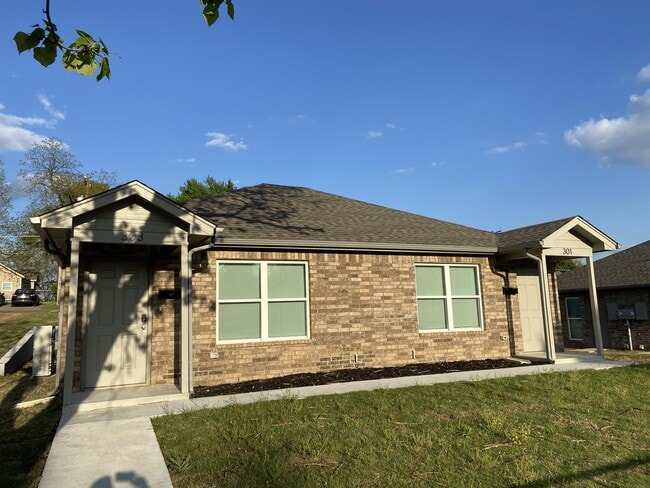 property at 303 N Franklin Ave