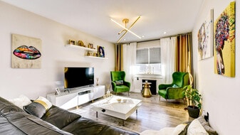 1504 W Terrace Cir, Unit 1504 Terrace Cir in Teaneck, NJ - Building Photo