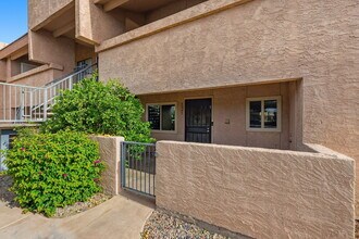 10828 N Biltmore Dr in Phoenix, AZ - Building Photo - Building Photo