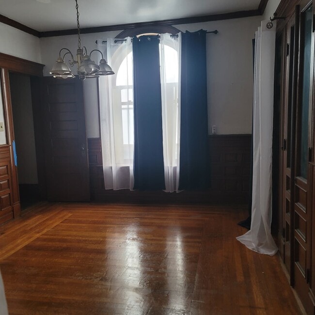 121 Bassett St, Unit 2