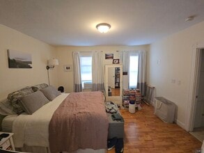 146 Hillside Rd in Watertown, MA - Building Photo - Building Photo