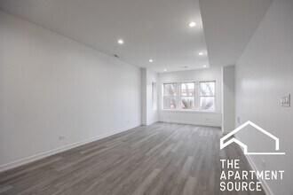 1014 N Hamlin Ave in Chicago, IL - Foto de edificio - Building Photo