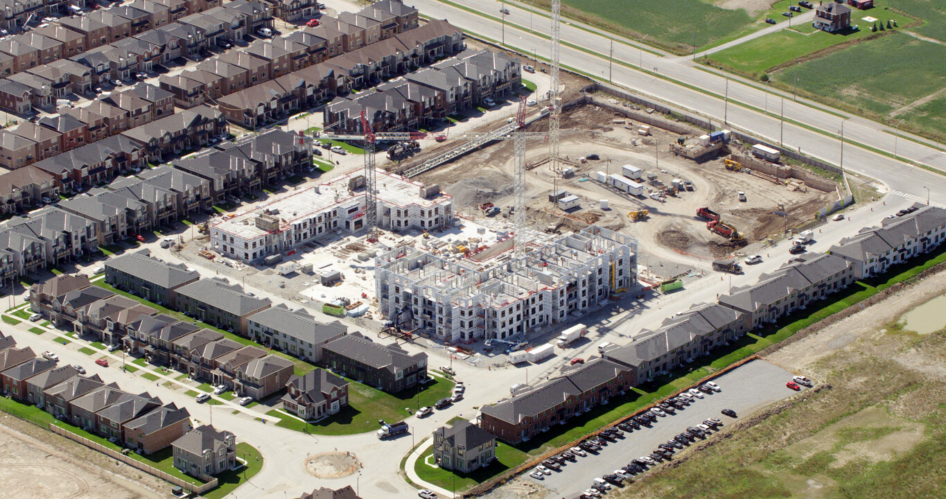 Soleil Milton Condominiums in Milton, ON - Building Photo