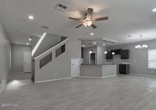 933 Desert Verbena in Socorro, TX - Building Photo - Building Photo