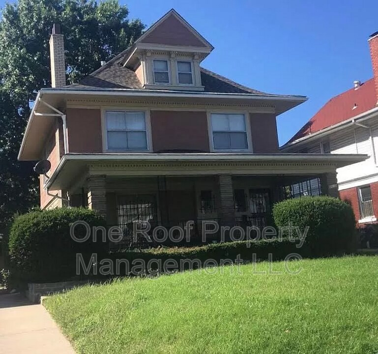 2635 Victor St in Kansas City, MO - Building Photo