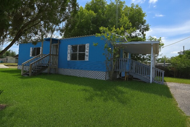 property at 3134 Dover Rd