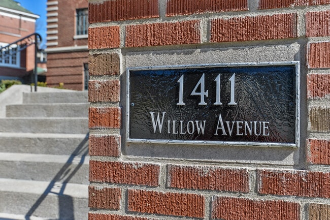 1411 Willow Ave in Louisville, KY - Foto de edificio - Building Photo