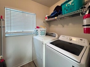 3446 NW 37th Ave in Gainesville, FL - Building Photo - Building Photo