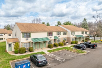 Summit Ridge Apartments in Telford, PA - Building Photo - Building Photo
