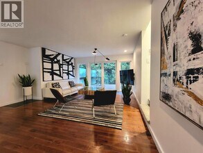 2568 The Blvd in Squamish, BC - Building Photo - Building Photo