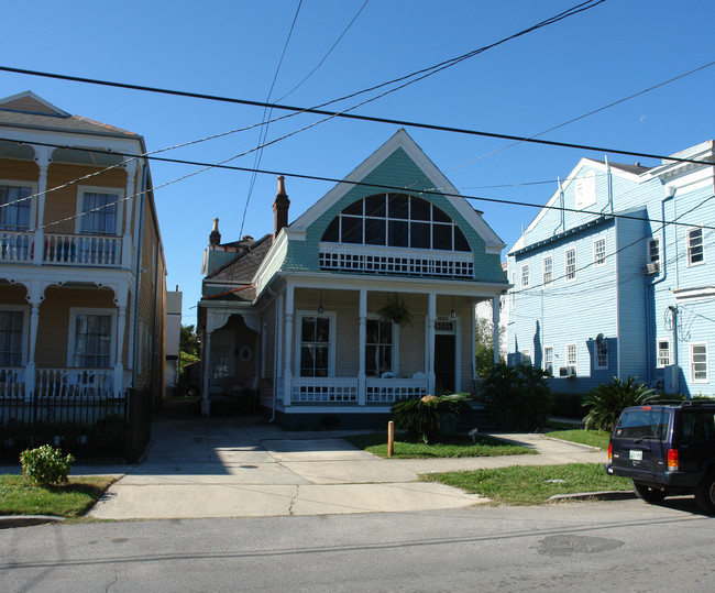 1428 Josephine St in New Orleans, LA - Foto de edificio - Building Photo