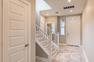 1609 Arial Dr in Austin, TX - Building Photo - Building Photo
