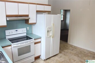 116 Chestnut St in Roseto, PA - Building Photo - Building Photo