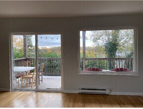 312 Eleventh St in New Westminster, BC - Building Photo - Building Photo