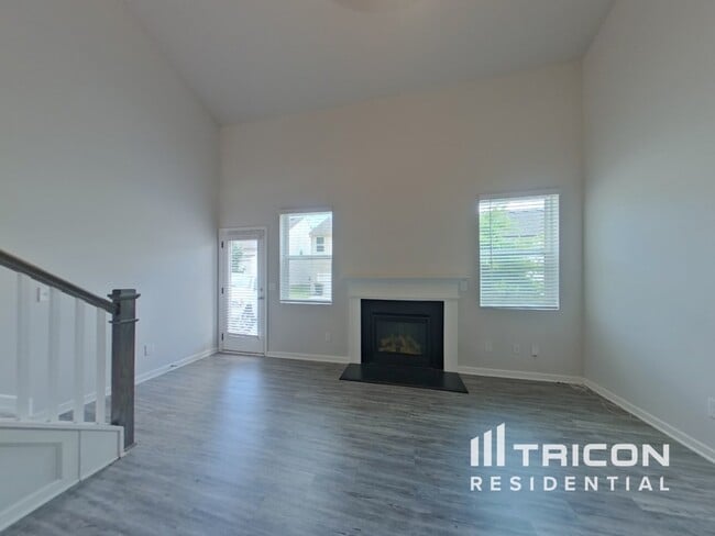 51 Ulsh Park Dr in Newnan, GA - Building Photo - Building Photo