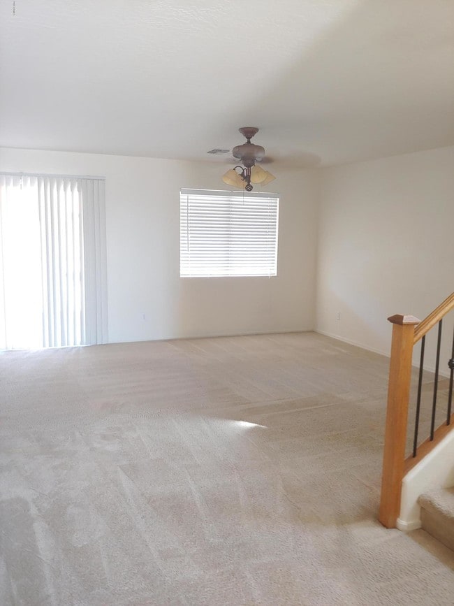 4813 N 112th Glen in Phoenix, AZ - Building Photo - Building Photo