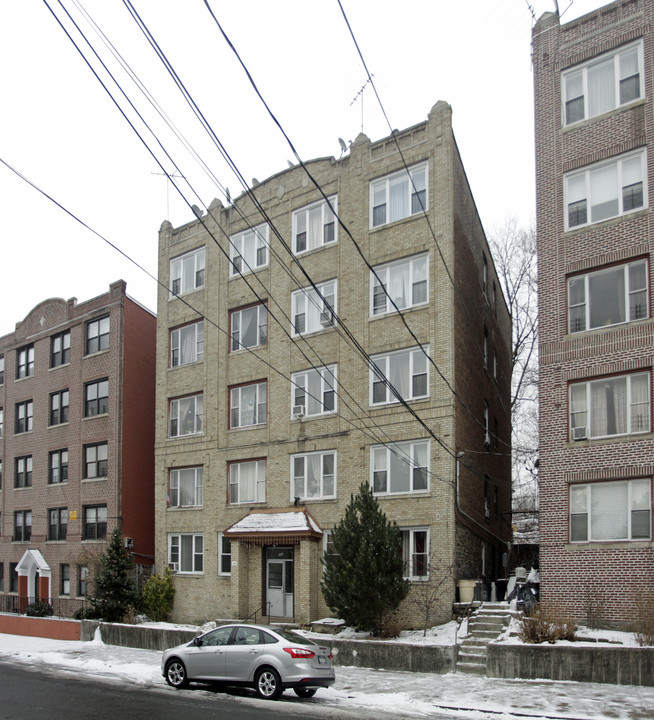 482 Hawthorne Ave in Yonkers, NY - Foto de edificio