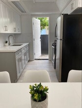 2160 NW 18th Terrace in Miami, FL - Building Photo - Building Photo