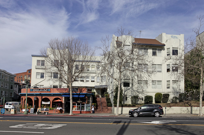 Grandpark View Apartments in Oakland, CA - Foto de edificio - Building Photo