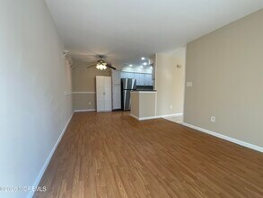 1121 Roseberry Ct in Morganville, NJ - Building Photo - Building Photo