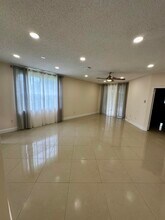 20970 Vía Oleander in Boca Raton, FL - Building Photo - Building Photo