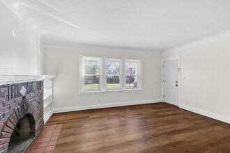 13533 Santa Rosa Dr in Detroit, MI - Building Photo - Building Photo