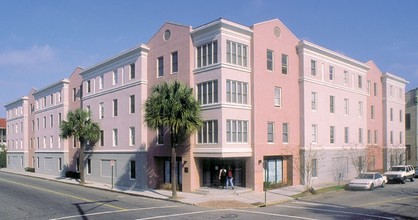 Kelly House in Charleston, SC - Foto de edificio - Building Photo