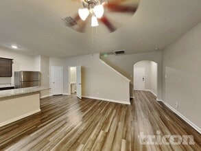 837 Mallorie Ln in Ferris, TX - Building Photo - Building Photo