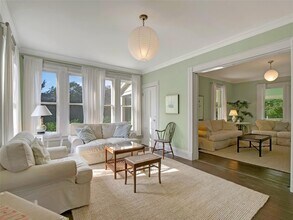 51 Quogue St in Quogue, NY - Building Photo - Building Photo