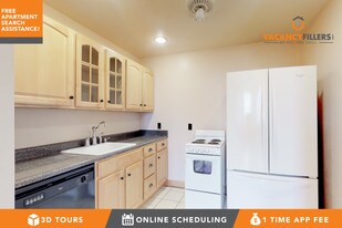 1 E Chase St in Baltimore, MD - Building Photo