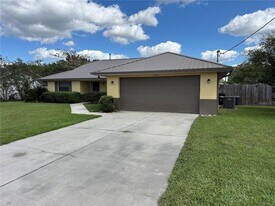 10805 SE 44th Terrace in Belleview, FL - Building Photo