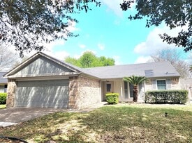 3923 Issacks Way in Sugar Land, TX - Building Photo