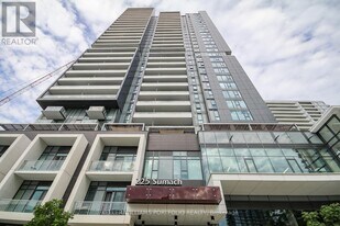225 Sumach St in Toronto, ON - Building Photo
