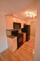 13045-2306 6 St SW in Calgary, AB - Building Photo