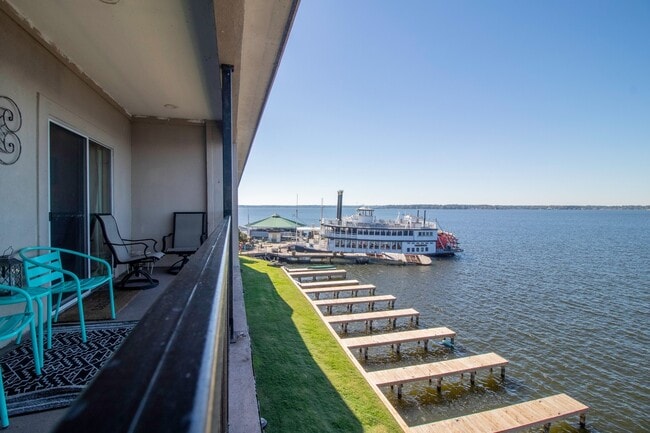 property at 7039 Kingston Cove Ln