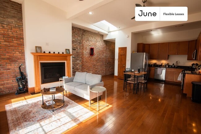 1337 Girard St NW in Washington, DC - Building Photo - Building Photo